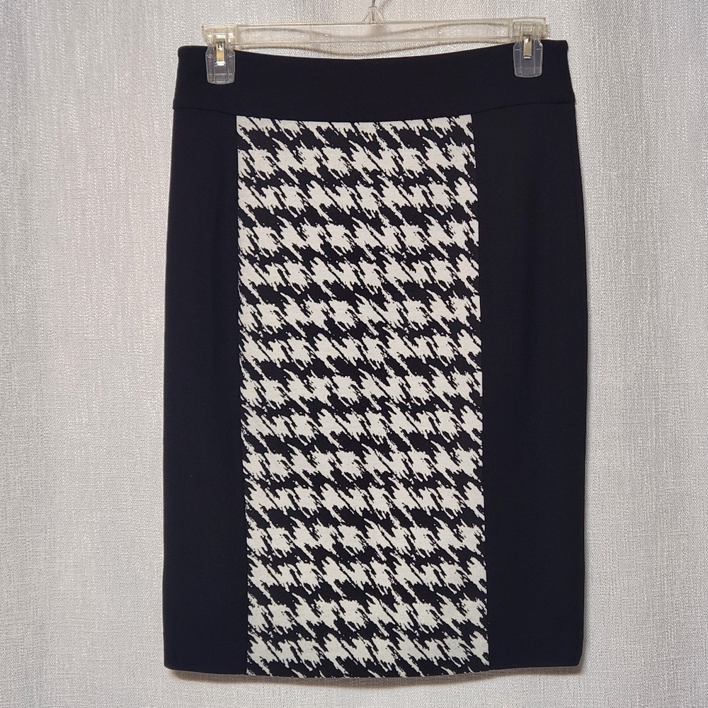 Grace Black and White Pencil Skirt Size 10